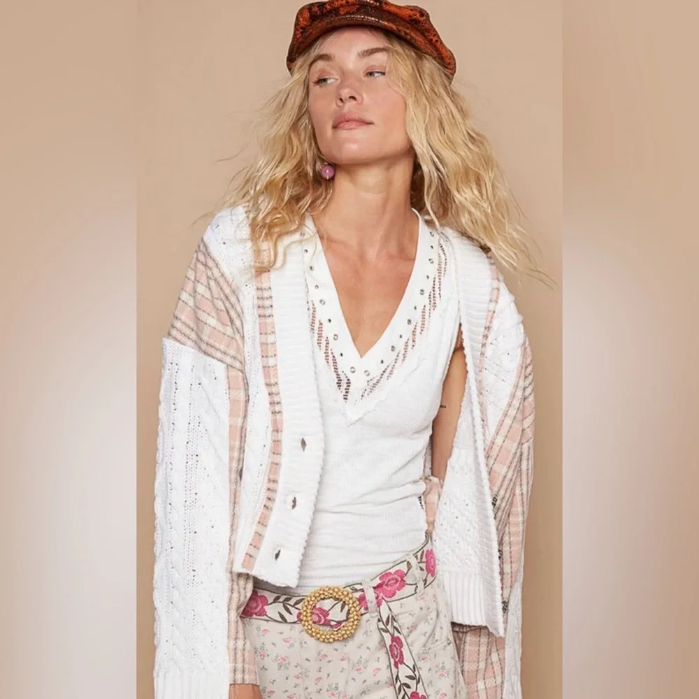 POL Boho Knit Sweater Cardigan Cream Blush Plaid V-Neck Oversized Medium NWOT - Picture 2 of 7